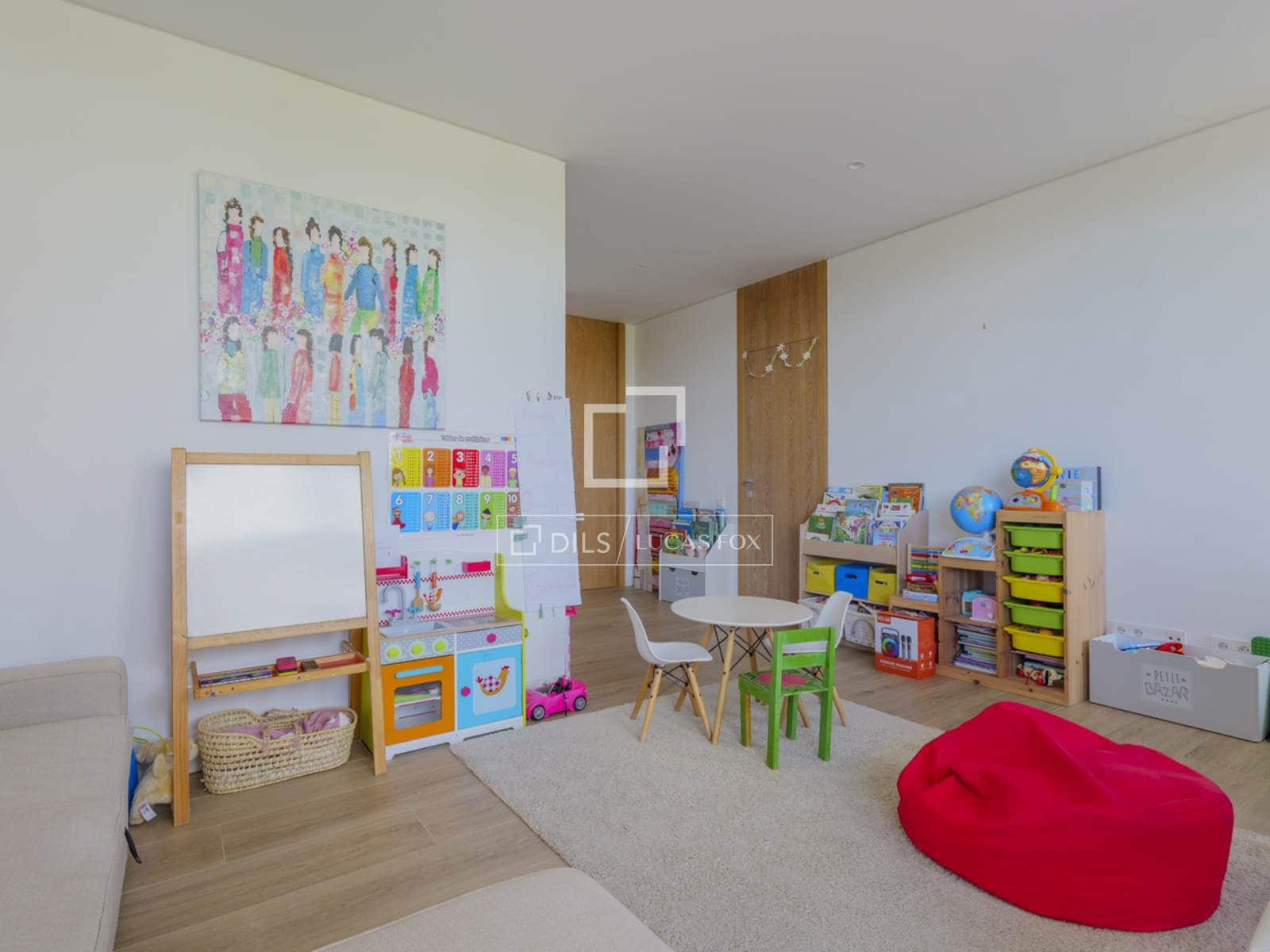 5 soveværelse Lejlighed til leje i Pozuelo de Alarcon med swimmingpool garage - € 12.800 (Ref: 9847839)