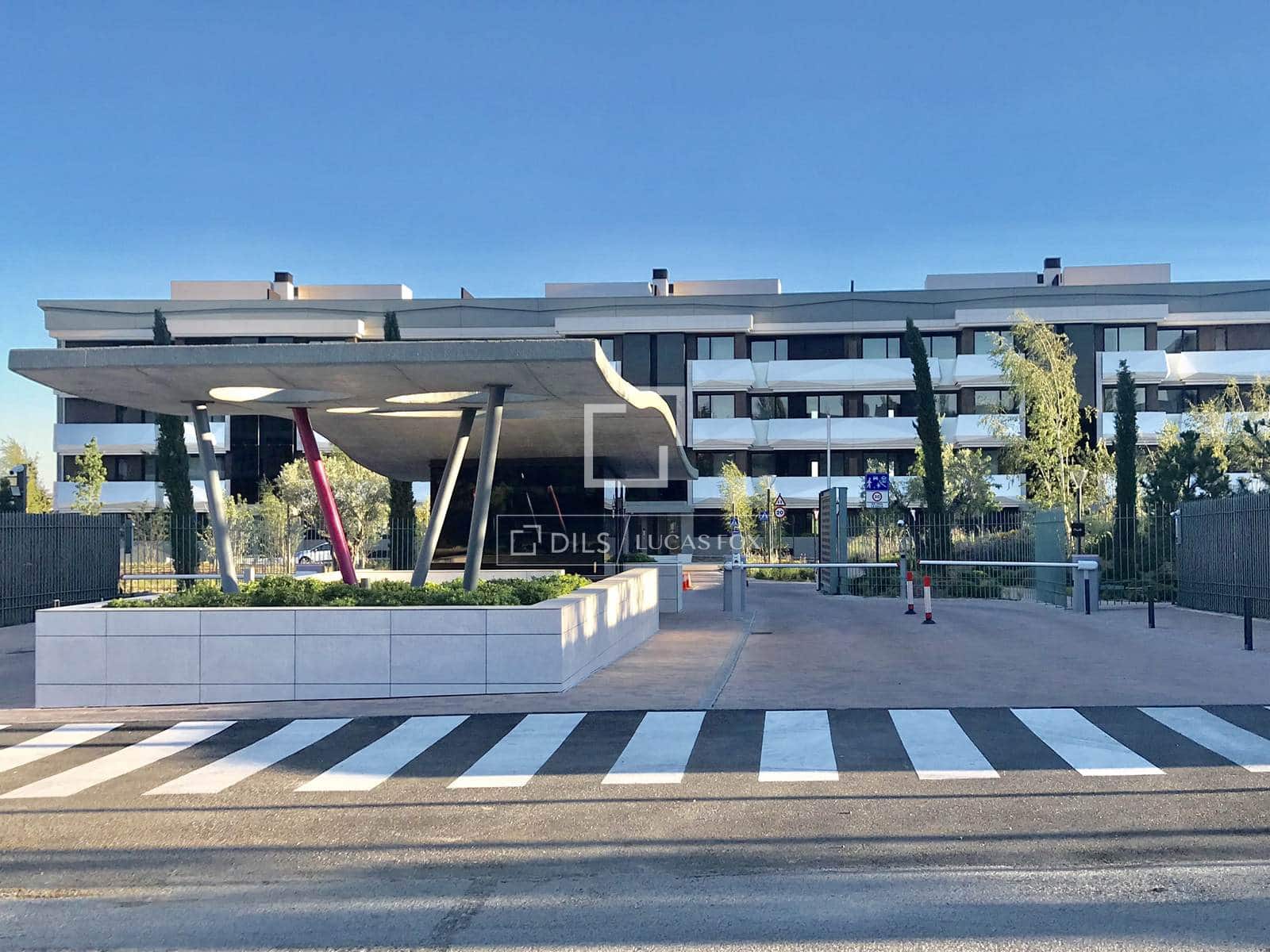 5 soveværelse Lejlighed til leje i Pozuelo de Alarcon med swimmingpool garage - € 12.800 (Ref: 9847839)