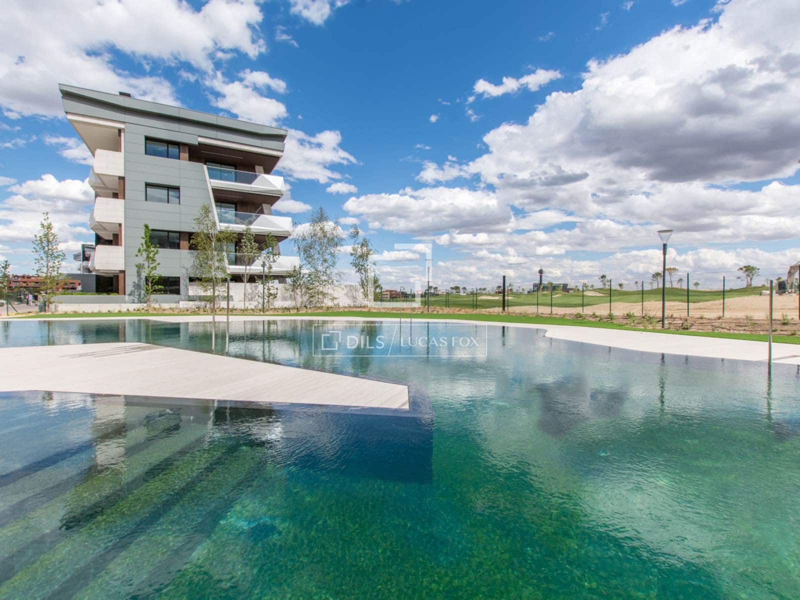 5 soveværelse Lejlighed til leje i Pozuelo de Alarcon med swimmingpool garage - € 12.800 (Ref: 9847839)