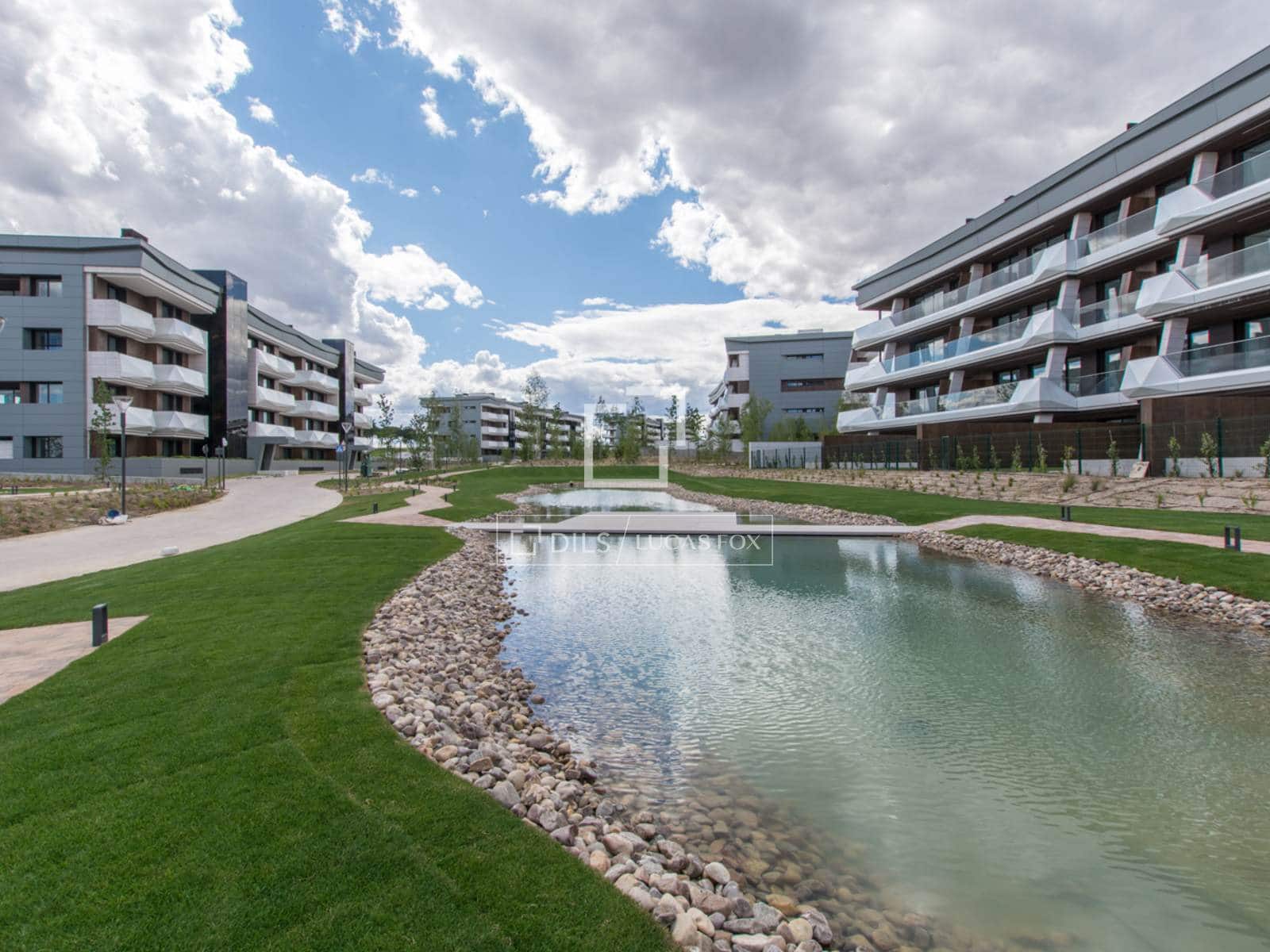 5 soveværelse Lejlighed til leje i Pozuelo de Alarcon med swimmingpool garage - € 12.800 (Ref: 9847839)