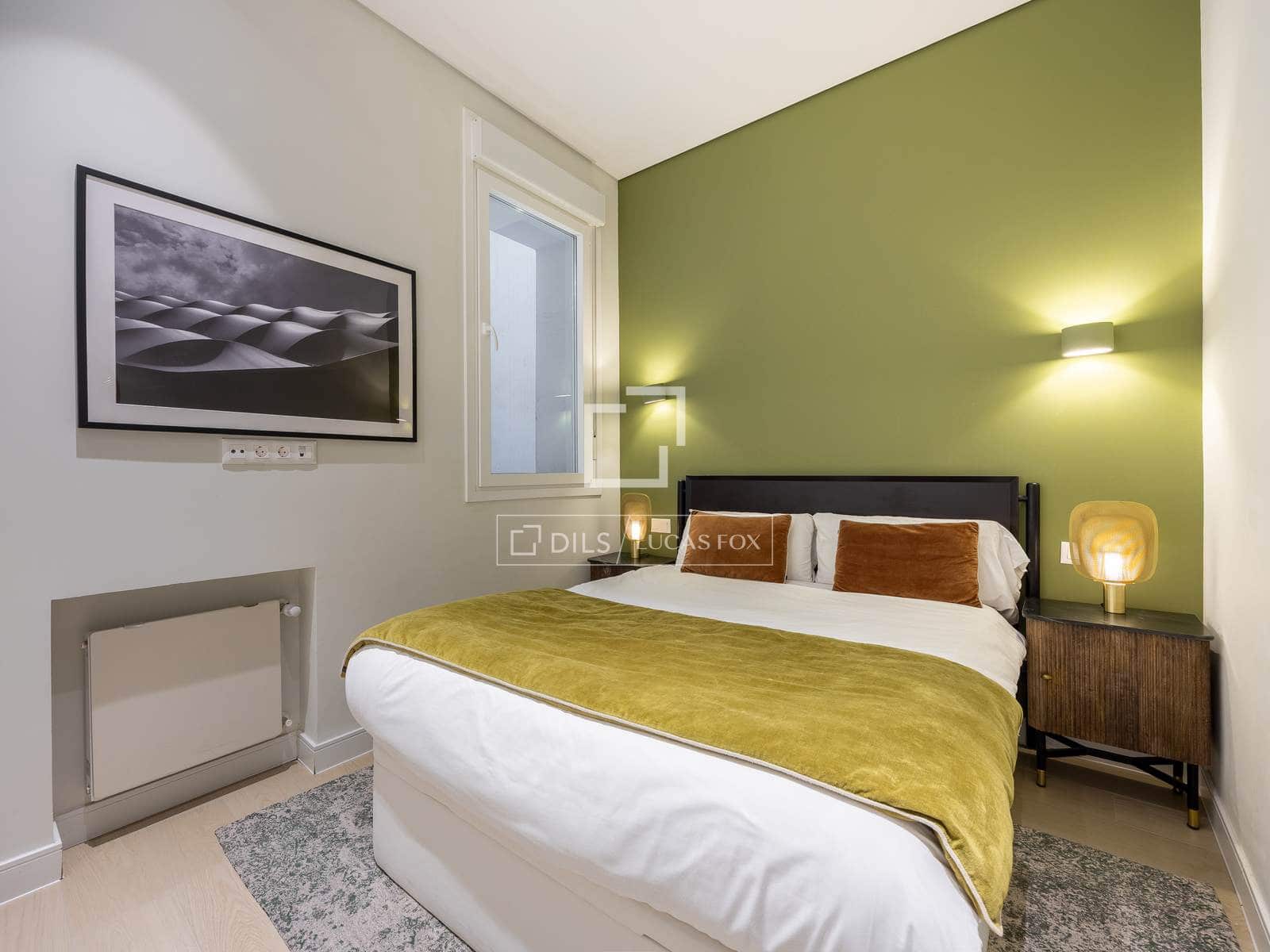 2 soveværelse Lejlighed til leje i Madrid by - € 3.300 (Ref: 9848395)