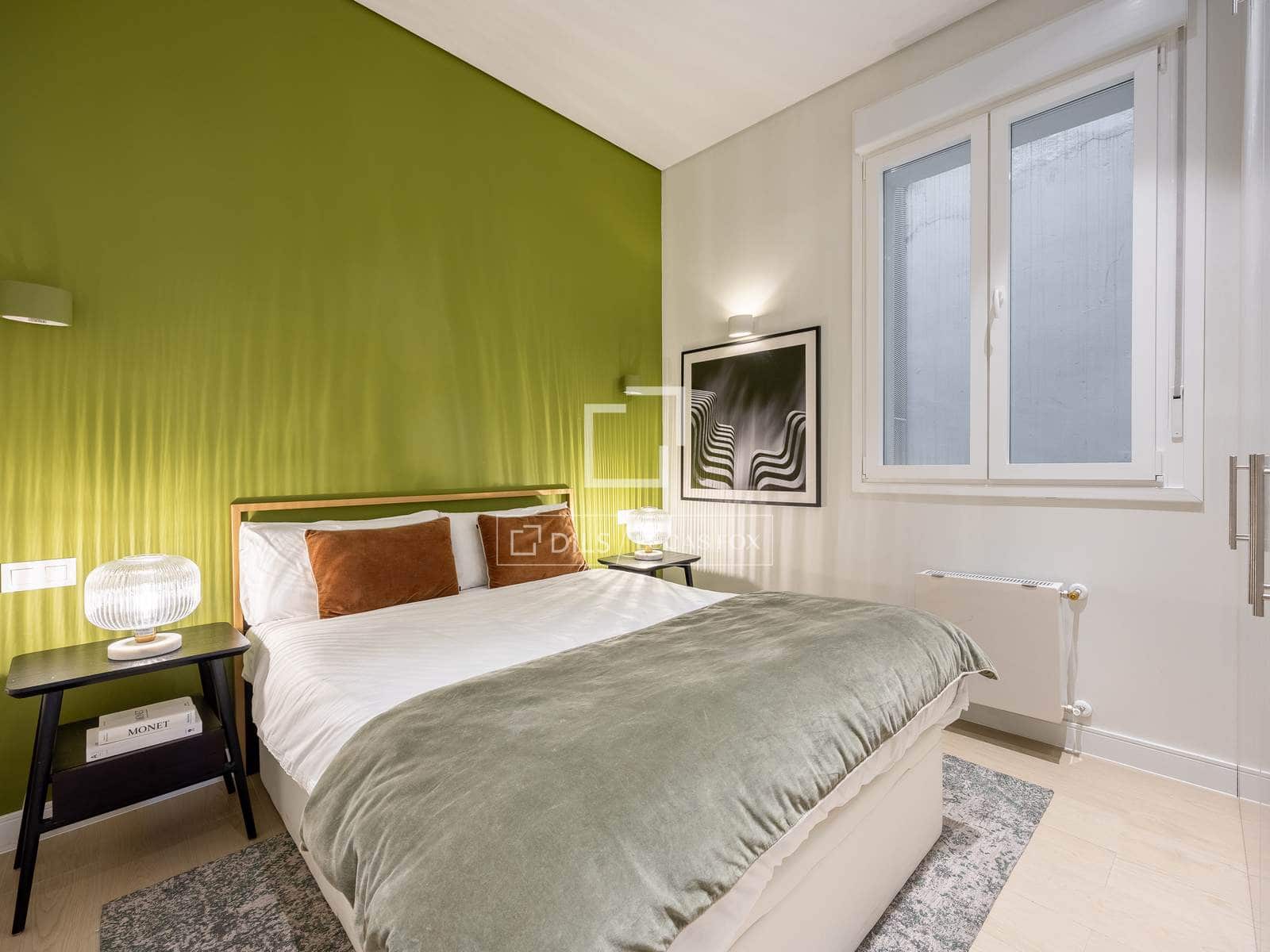 2 soveværelse Lejlighed til leje i Madrid by - € 3.300 (Ref: 9848395)