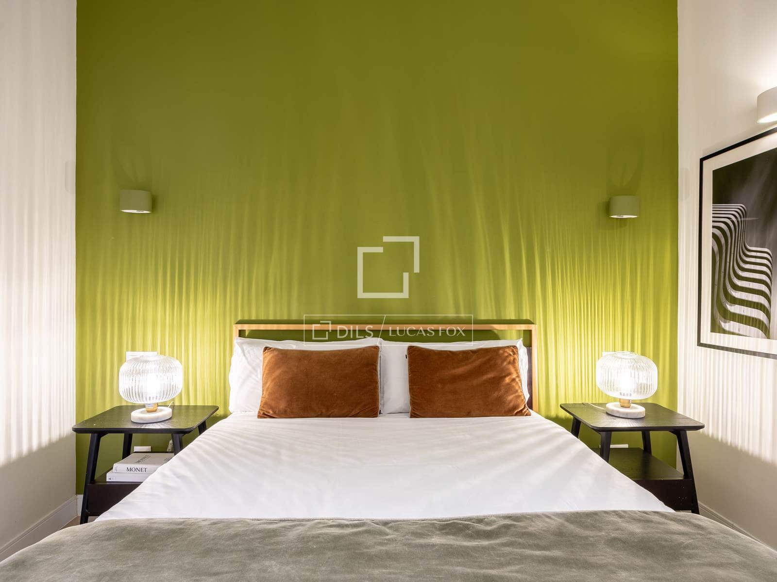 2 soveværelse Lejlighed til leje i Madrid by - € 3.300 (Ref: 9848395)
