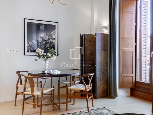 2 soveværelse Lejlighed til leje i Madrid by - € 3.300 (Ref: 9848395)