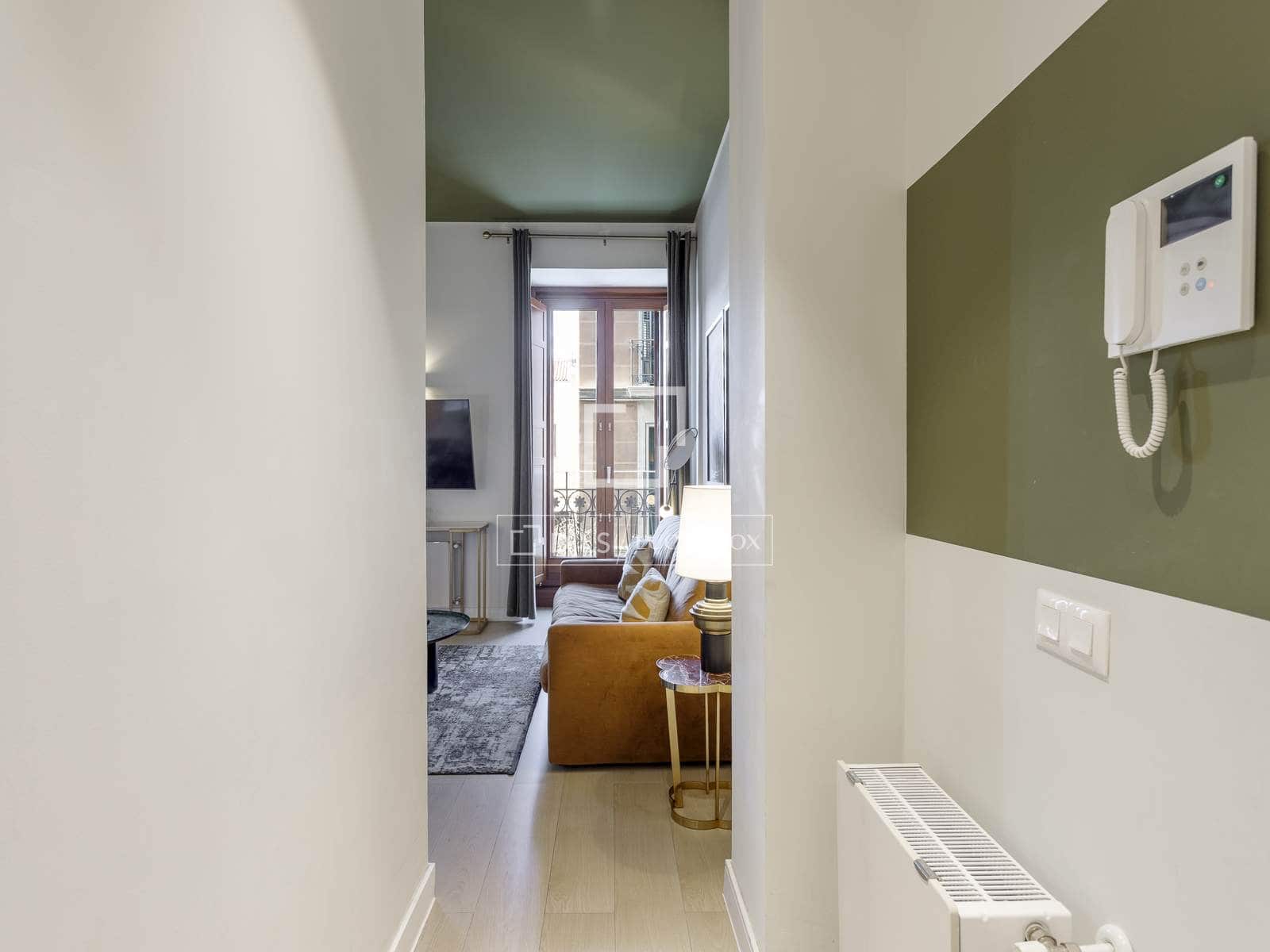 2 sovrum Lägenhet att hyra i Madrid stad - 3 300 € (Ref: 9848395)