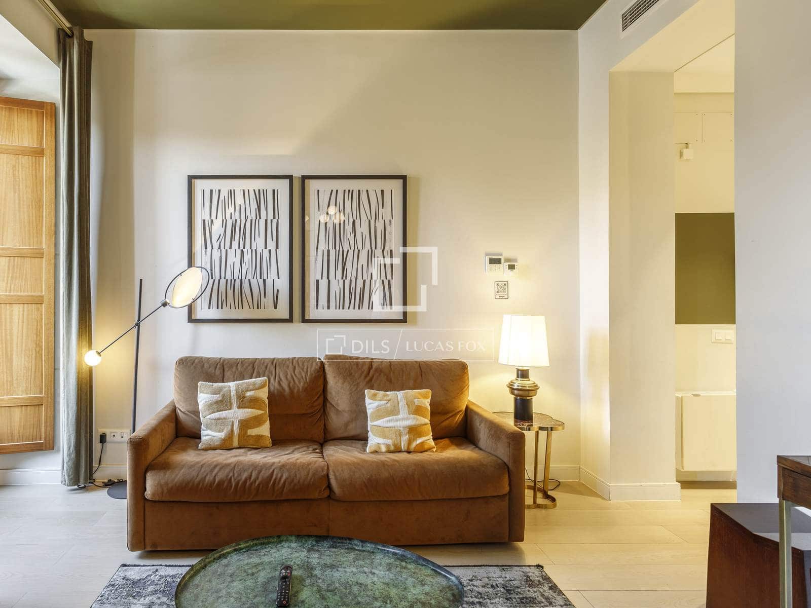 2 sovrum Lägenhet att hyra i Madrid stad - 3 300 € (Ref: 9848395)
