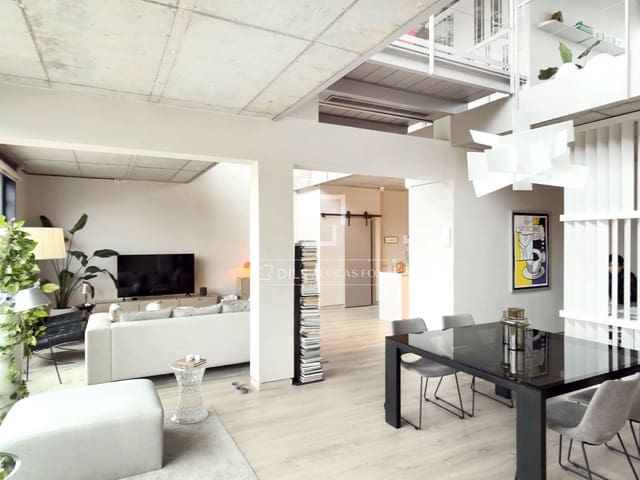 2 soveværelse Lejlighed til salg i Alcobendas - € 950.000 (Ref: 9848396)
