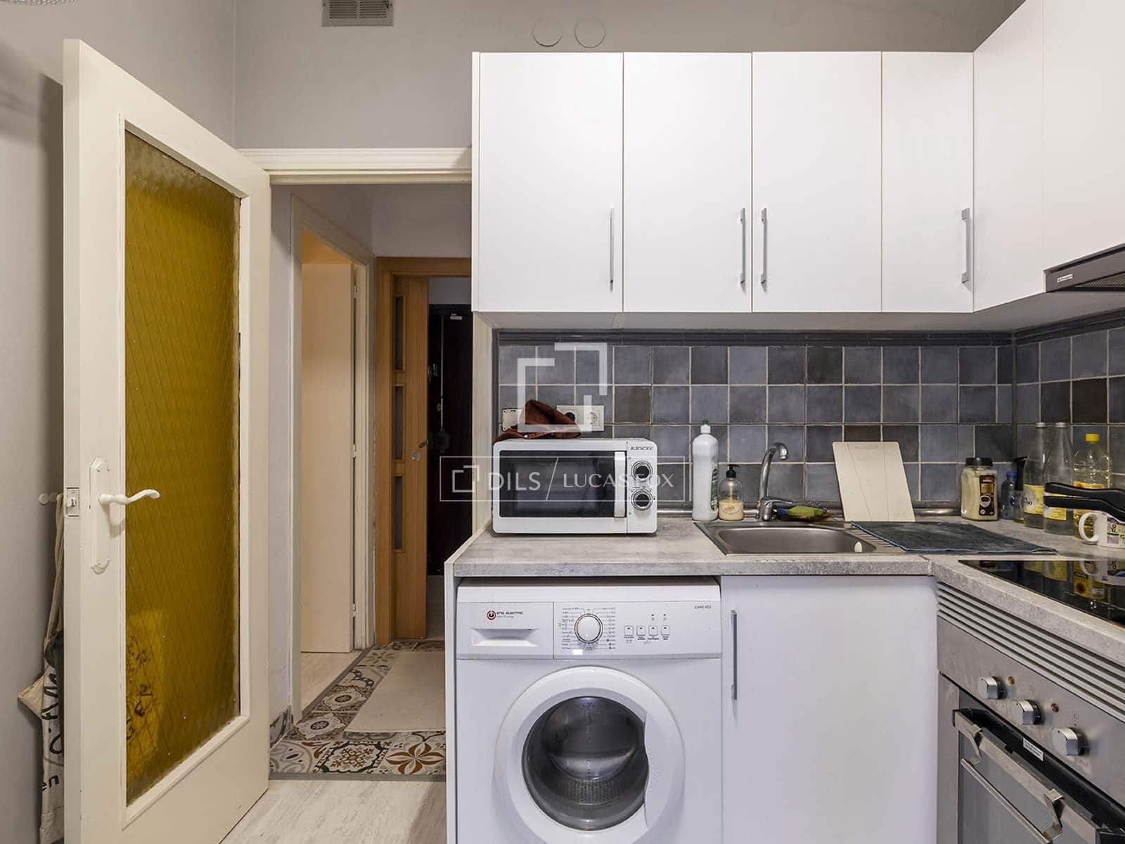 4 Zimmer Apartment zu verkaufen in Barcelona Stadt mit Garage - 580.000 € (Ref: 9848398)