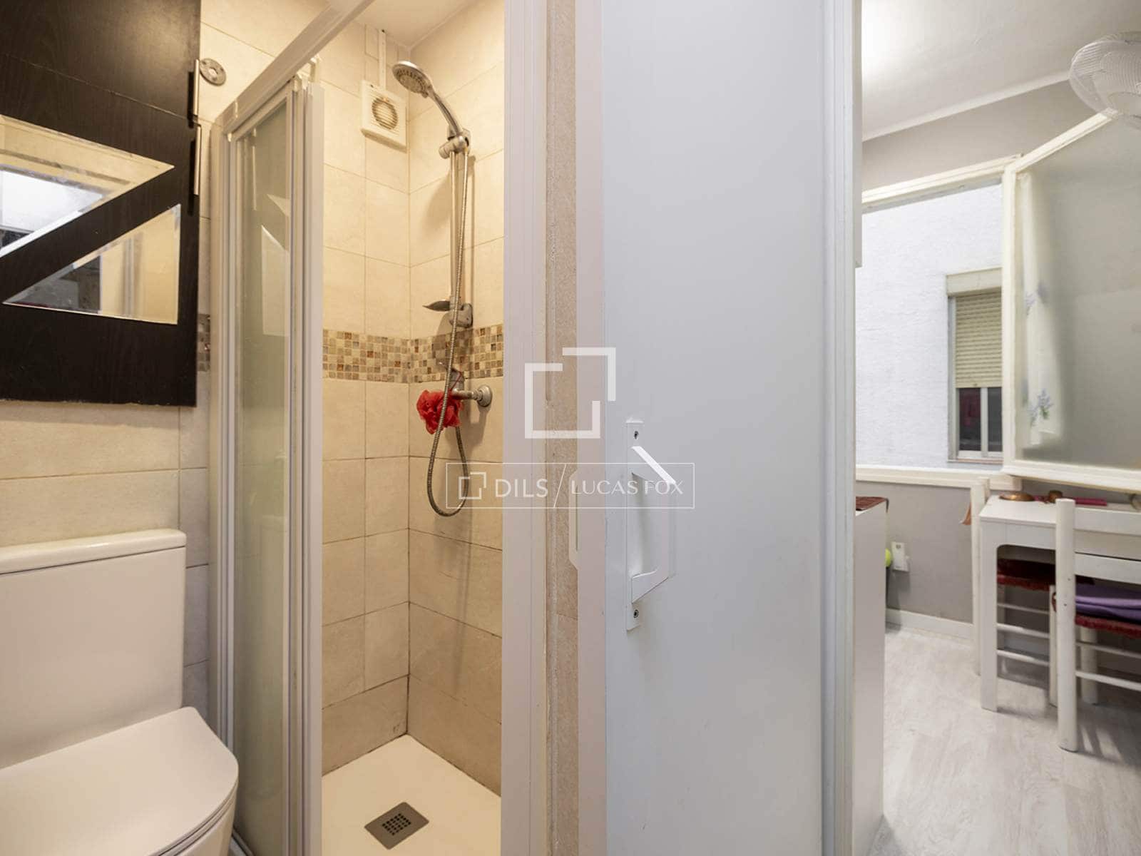 4 Zimmer Apartment zu verkaufen in Barcelona Stadt mit Garage - 580.000 € (Ref: 9848398)
