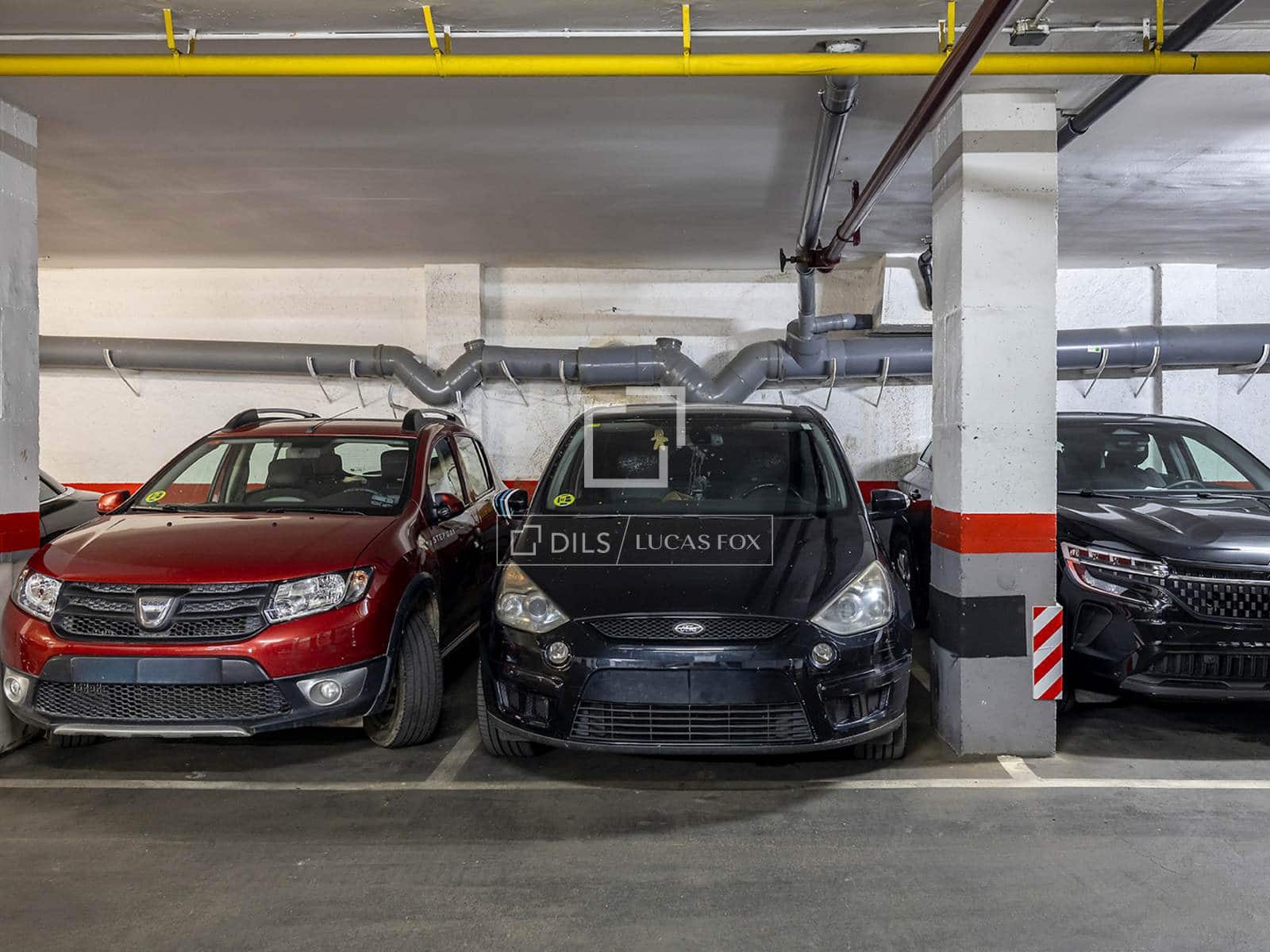 4 Zimmer Apartment zu verkaufen in Barcelona Stadt mit Garage - 580.000 € (Ref: 9848398)