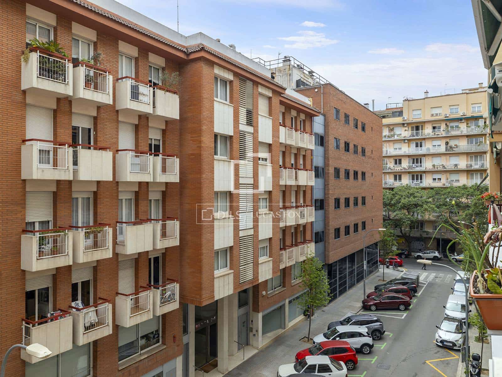 4 Zimmer Apartment zu verkaufen in Barcelona Stadt mit Garage - 580.000 € (Ref: 9848398)