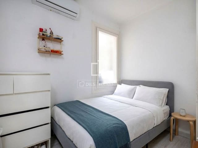 4 Zimmer Apartment zu verkaufen in Barcelona Stadt mit Garage - 580.000 € (Ref: 9848398)