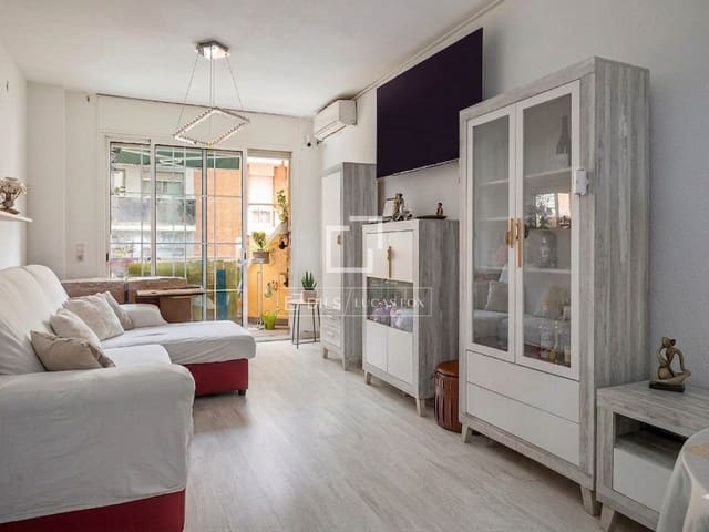 4 Zimmer Apartment zu verkaufen in Barcelona Stadt mit Garage - 580.000 € (Ref: 9848398)