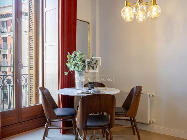 2 soveværelse Lejlighed til leje i Madrid by - € 3.300 (Ref: 9848399)