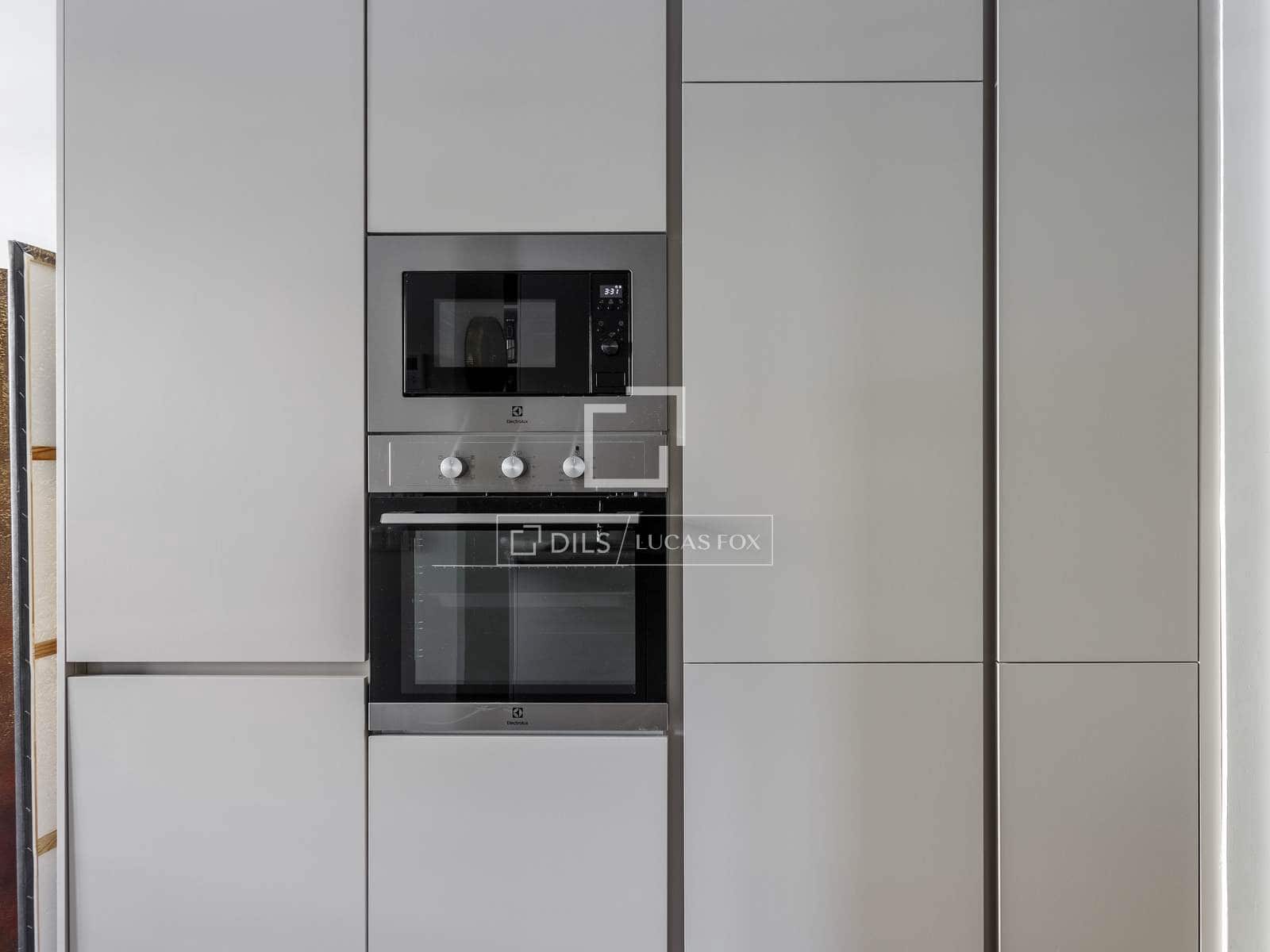 2 sovrum Lägenhet att hyra i Madrid stad - 3 350 € (Ref: 9848399)