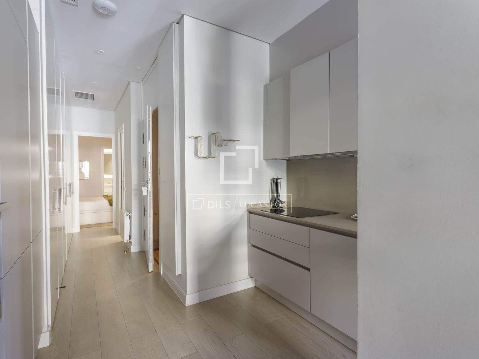 2 sovrum Lägenhet att hyra i Madrid stad - 3 350 € (Ref: 9848399)