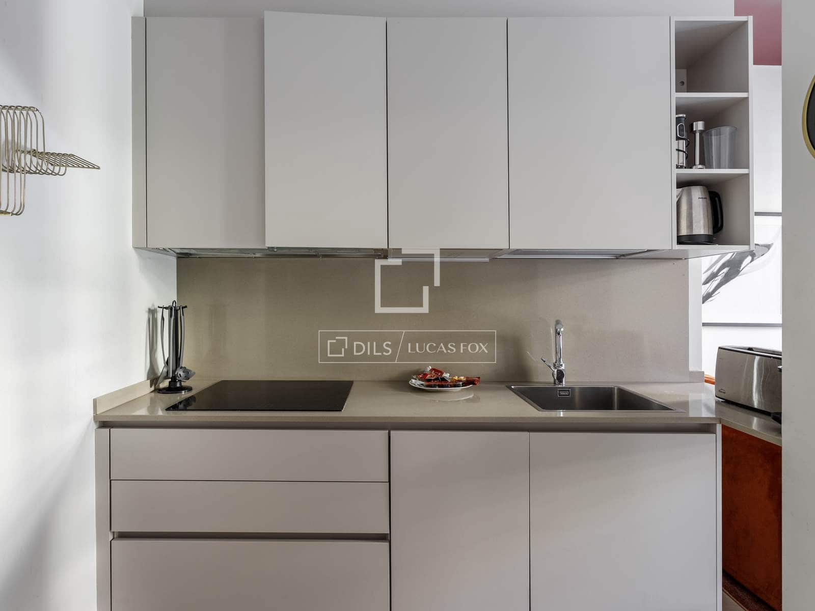 2 sovrum Lägenhet att hyra i Madrid stad - 3 350 € (Ref: 9848399)