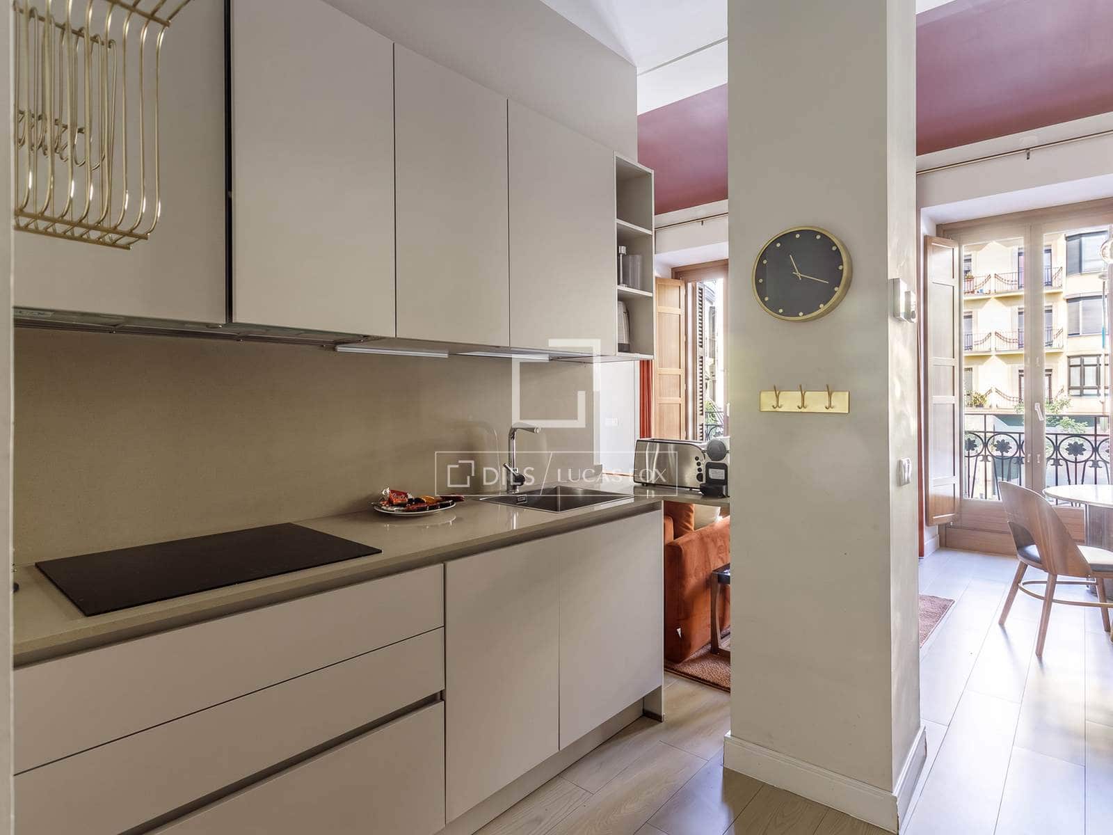 2 sovrum Lägenhet att hyra i Madrid stad - 3 350 € (Ref: 9848399)