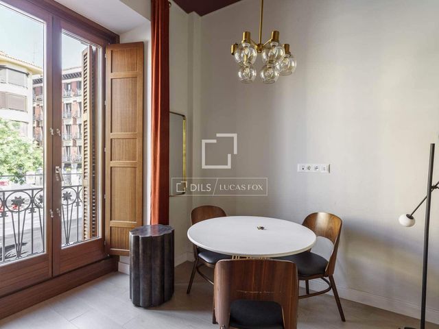 2 sovrum Lägenhet att hyra i Madrid stad - 3 350 € (Ref: 9848399)