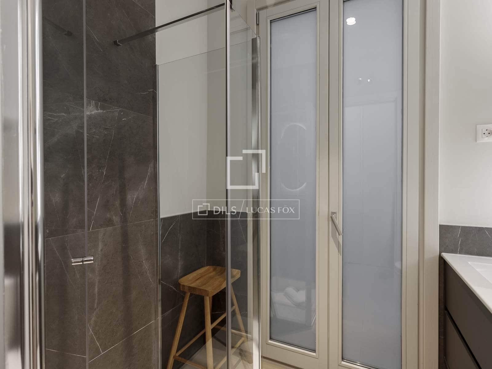 2 sovrum Lägenhet att hyra i Madrid stad - 3 350 € (Ref: 9848399)