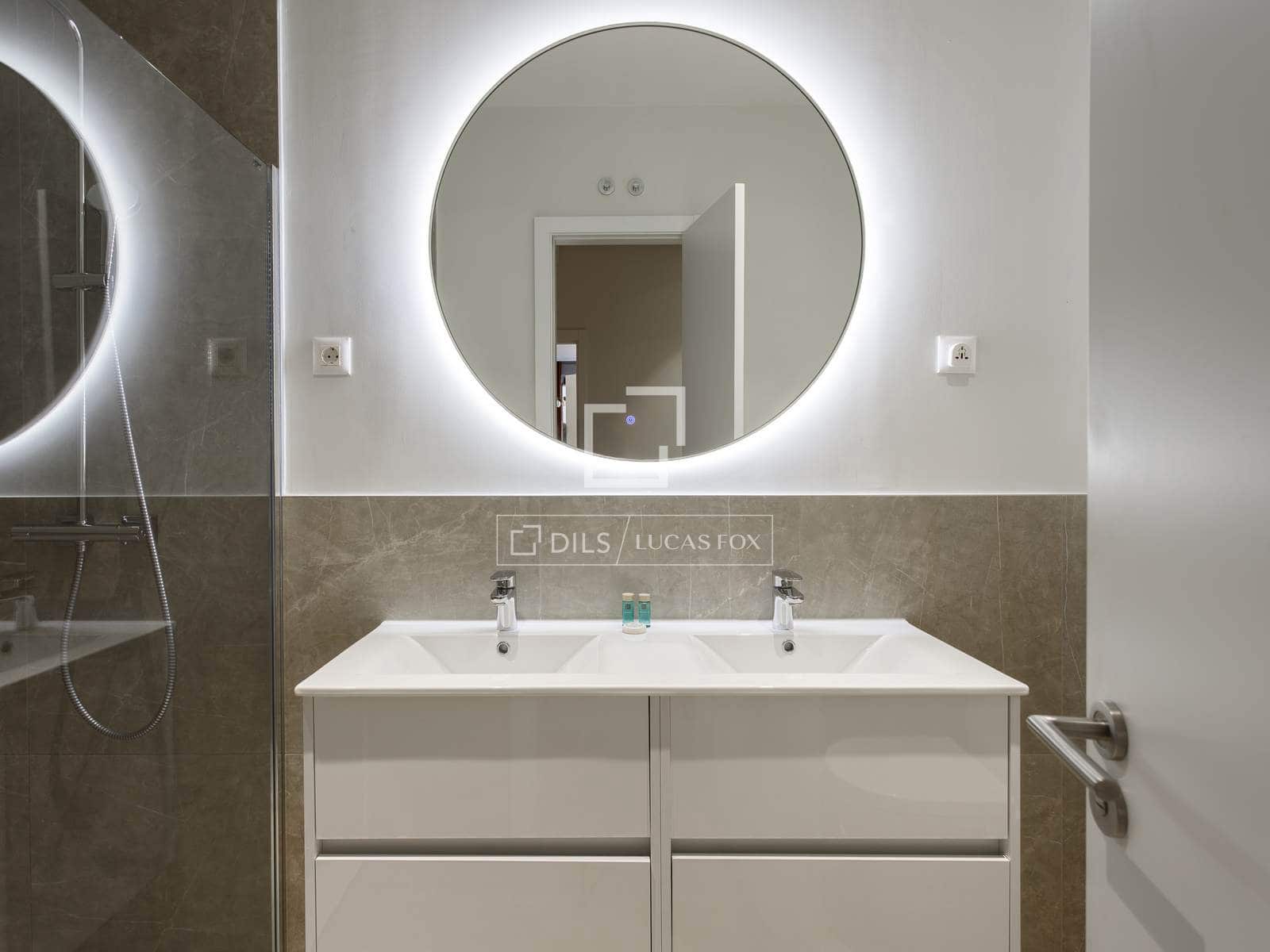 2 sovrum Lägenhet att hyra i Madrid stad - 3 350 € (Ref: 9848399)