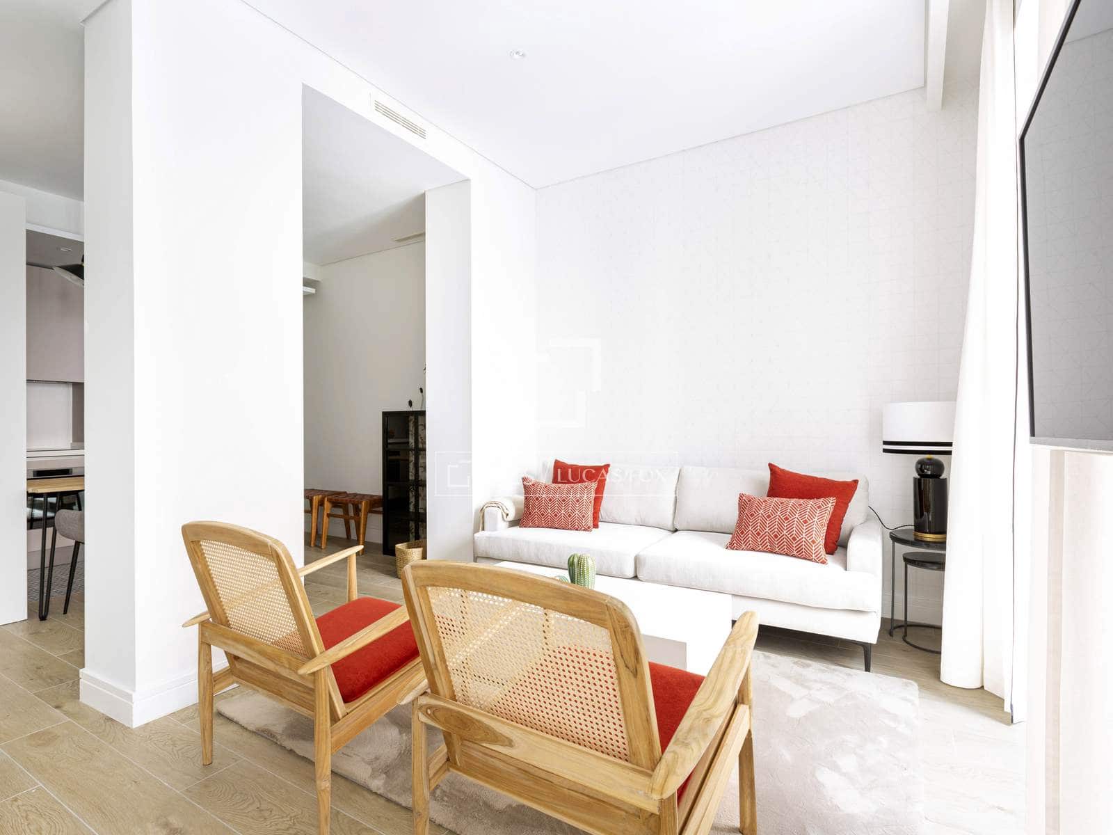 2 slaapkamer Appartement te huur in Madrid stad - € 3.400 (Ref: 9848400)