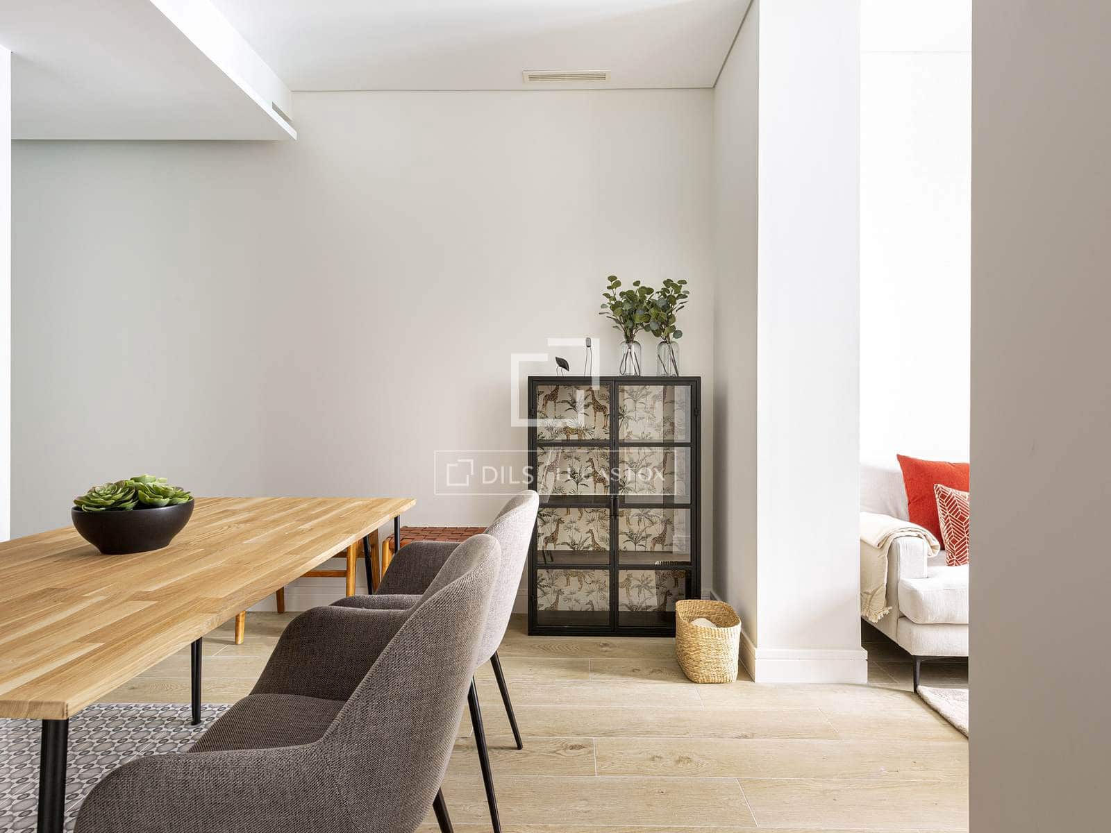 2 slaapkamer Appartement te huur in Madrid stad - € 3.400 (Ref: 9848400)