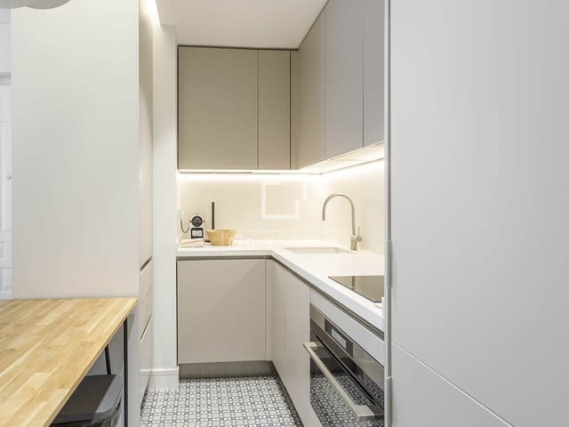 2 Zimmer Apartment zu vermieten in Trafalgar, Madrid Stadt - 3.400 € (Ref: 9848400)