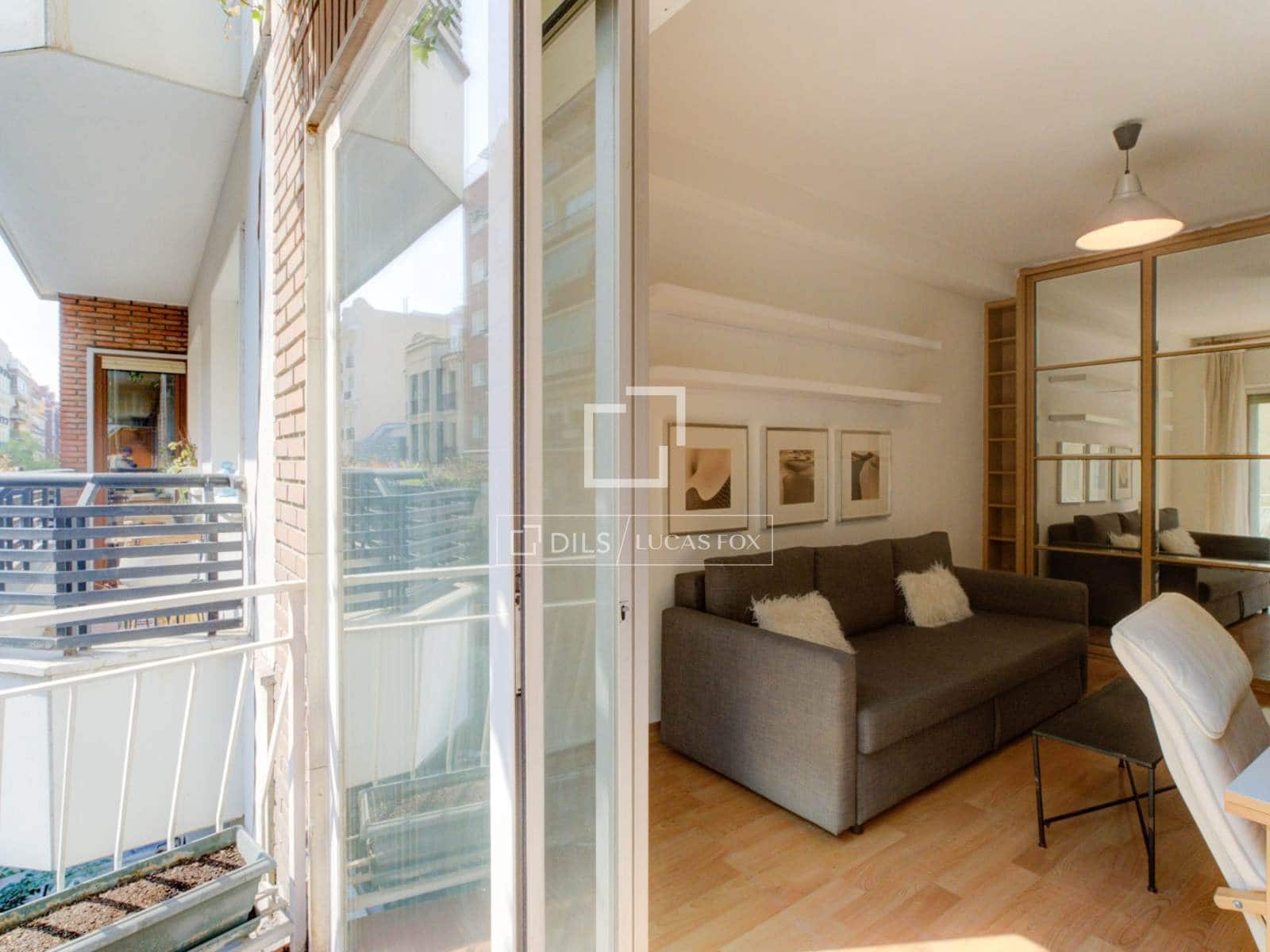Apartamento para arrendar em Madrid cidade - 1 995 € (Ref: 9848402)