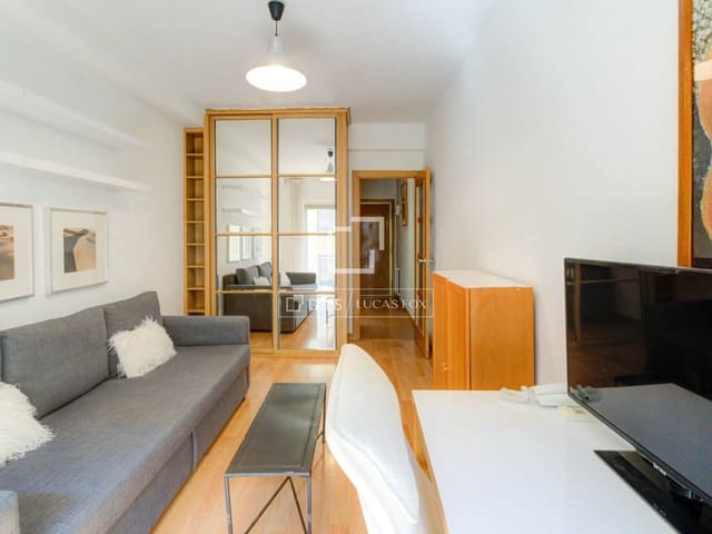 Apartamento en Castellana, Madrid ciudad en alquiler - 1.995 € (Ref: 9848402)