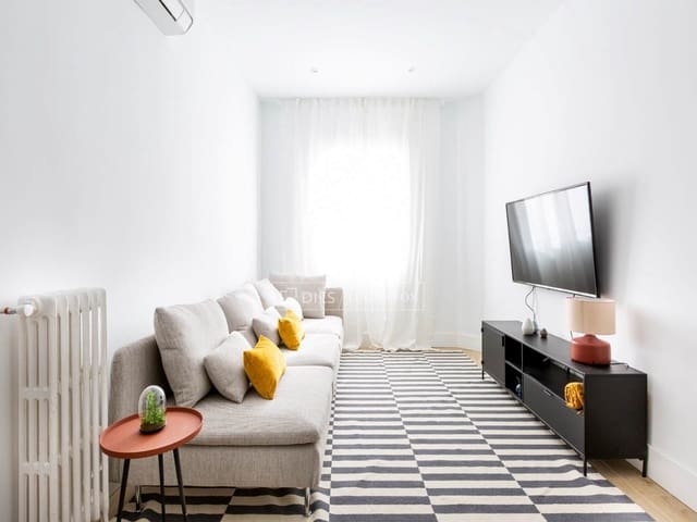 4 soveværelse Lejlighed til leje i Madrid by - € 3.150 (Ref: 9849825)