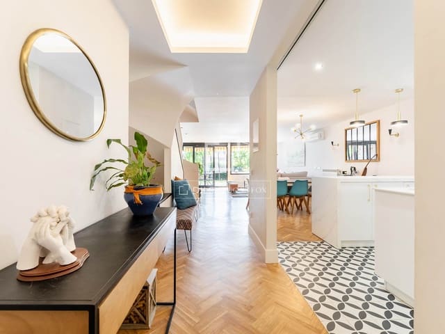 6 soverom Villa til salgs i Majadahonda med svømmebasseng garasje - € 1 150 000 (Ref: 9850053)