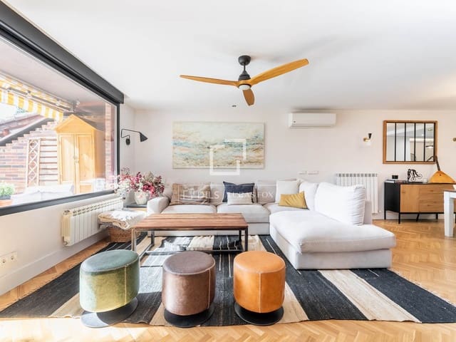 6 soverom Villa til salgs i Majadahonda med svømmebasseng garasje - € 1 150 000 (Ref: 9850053)