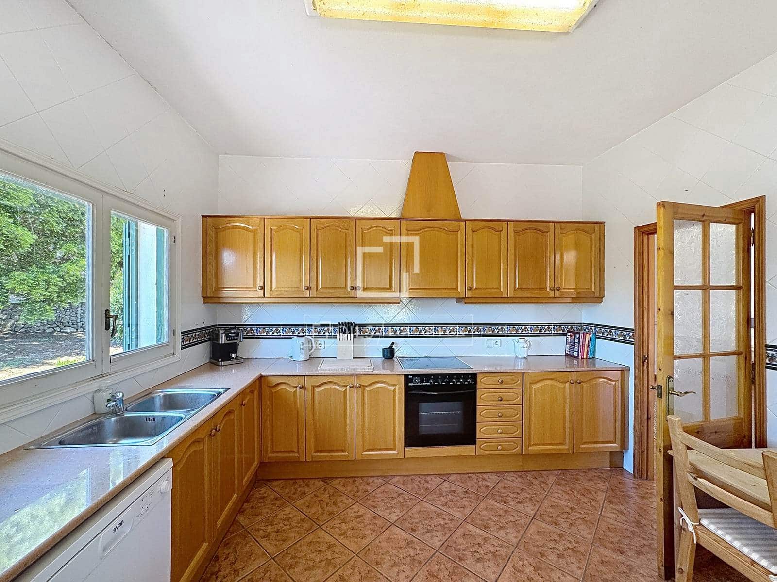 5 soveværelse Villa til salg i Alayor / Alaior med swimmingpool - € 980.000 (Ref: 9850054)