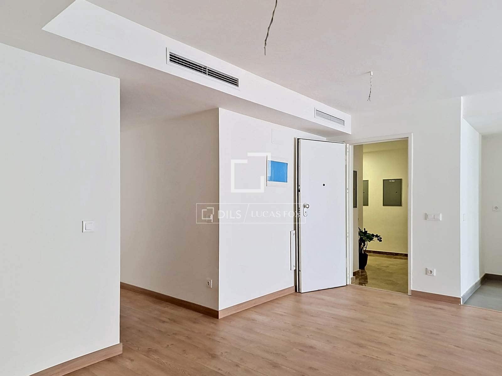 3 bedroom Apartment for sale in Vilanova i la Geltru with pool - € 410,000 (Ref: 9850056)