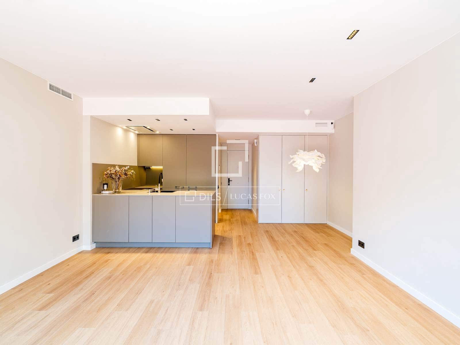 3 soveværelse Lejlighed til salg i Barcelona by med garage - € 950.000 (Ref: 9850059)