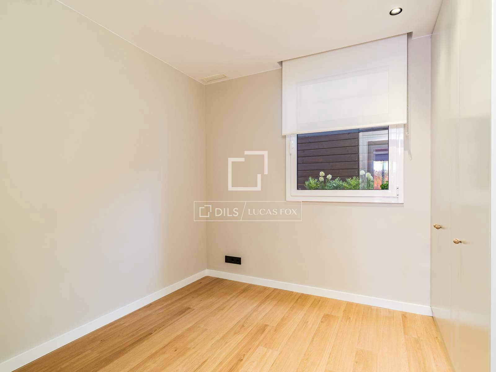 3 soveværelse Lejlighed til salg i Barcelona by med garage - € 950.000 (Ref: 9850059)