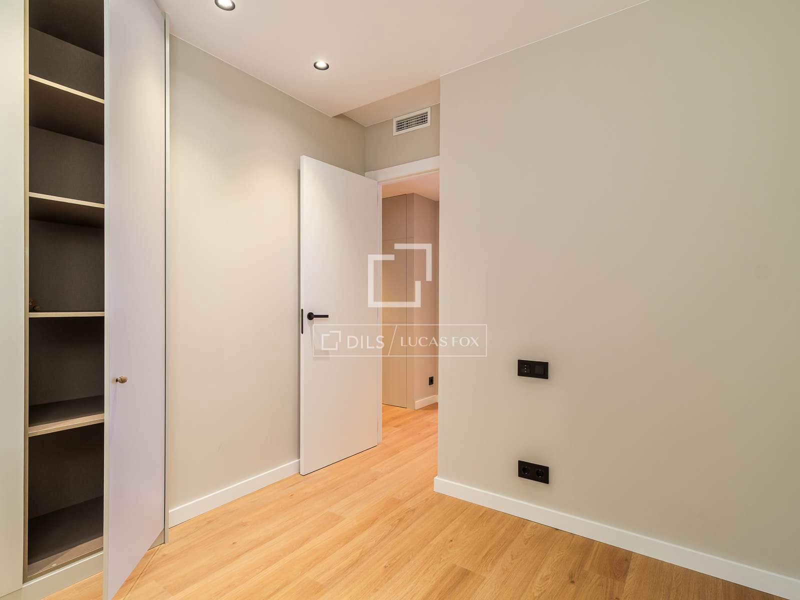 3 soveværelse Lejlighed til salg i Barcelona by med garage - € 950.000 (Ref: 9850059)