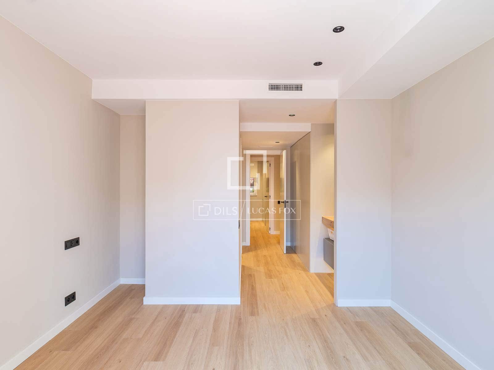 3 soveværelse Lejlighed til salg i Barcelona by med garage - € 950.000 (Ref: 9850059)