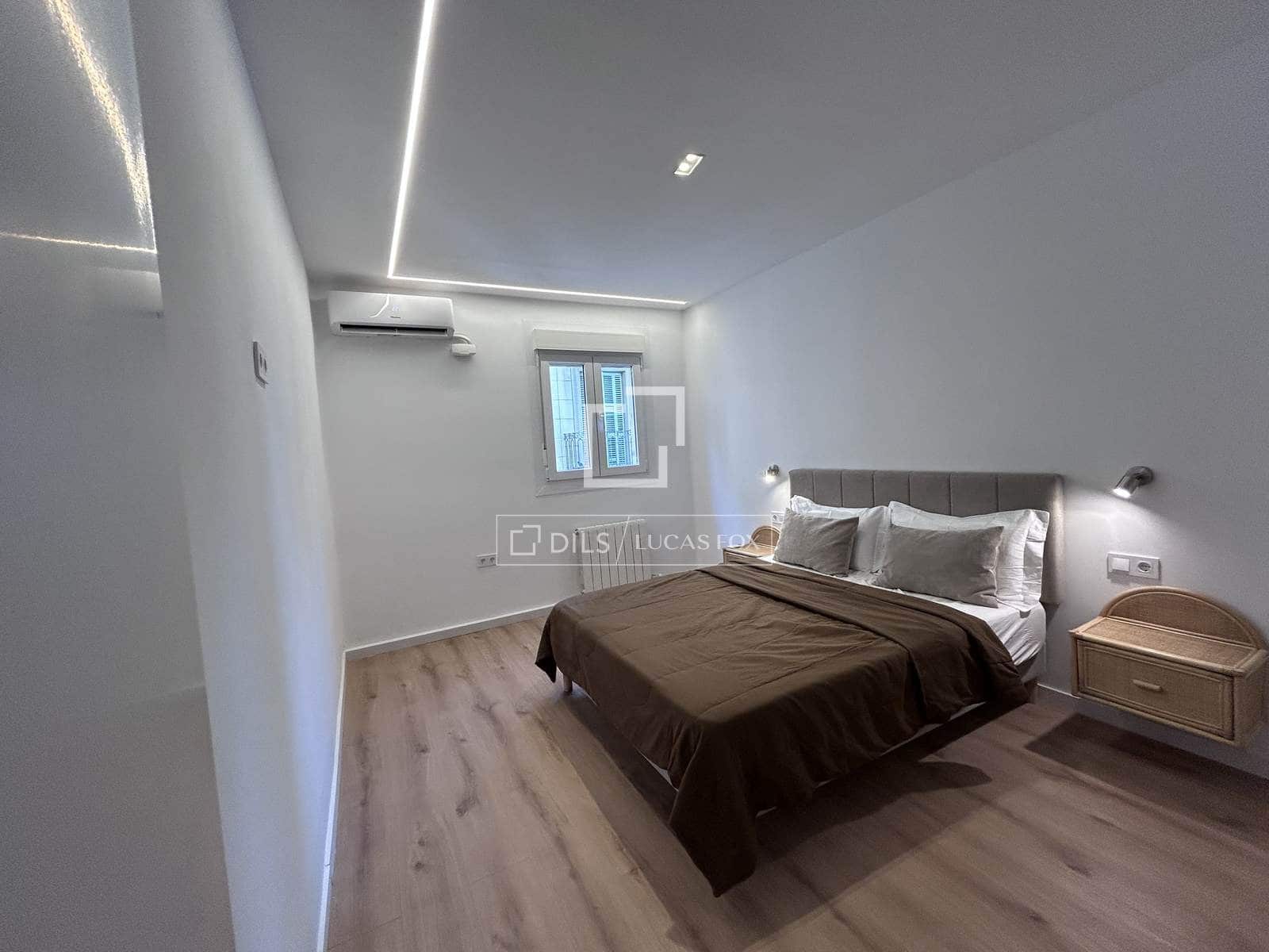 2 bedroom Apartment for sale in Barcelona city - € 590,000 (Ref: 9850457)