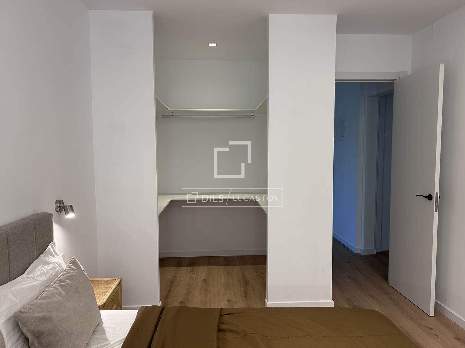 2 bedroom Apartment for sale in Barcelona city - € 590,000 (Ref: 9850457)