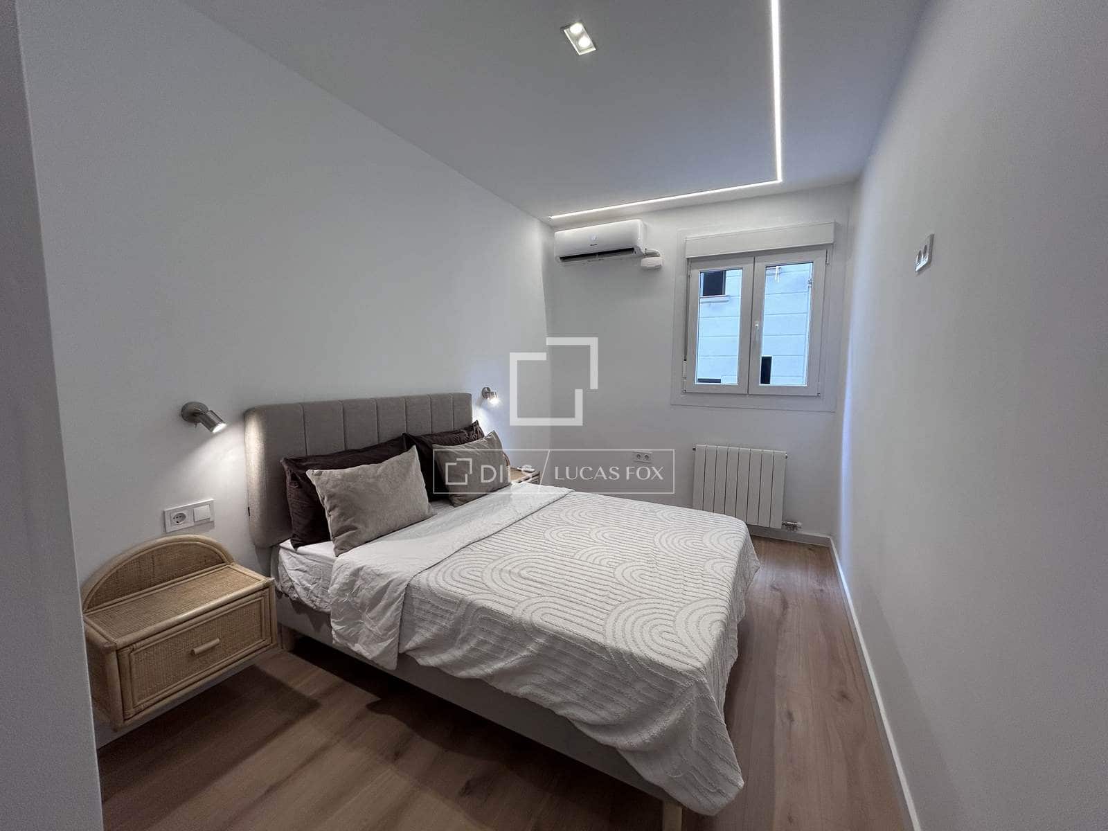 2 bedroom Apartment for sale in Barcelona city - € 590,000 (Ref: 9850457)
