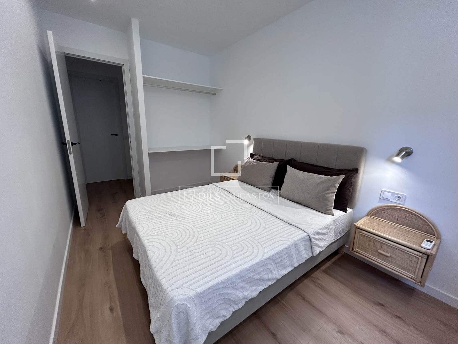 2 bedroom Apartment for sale in Barcelona city - € 590,000 (Ref: 9850457)