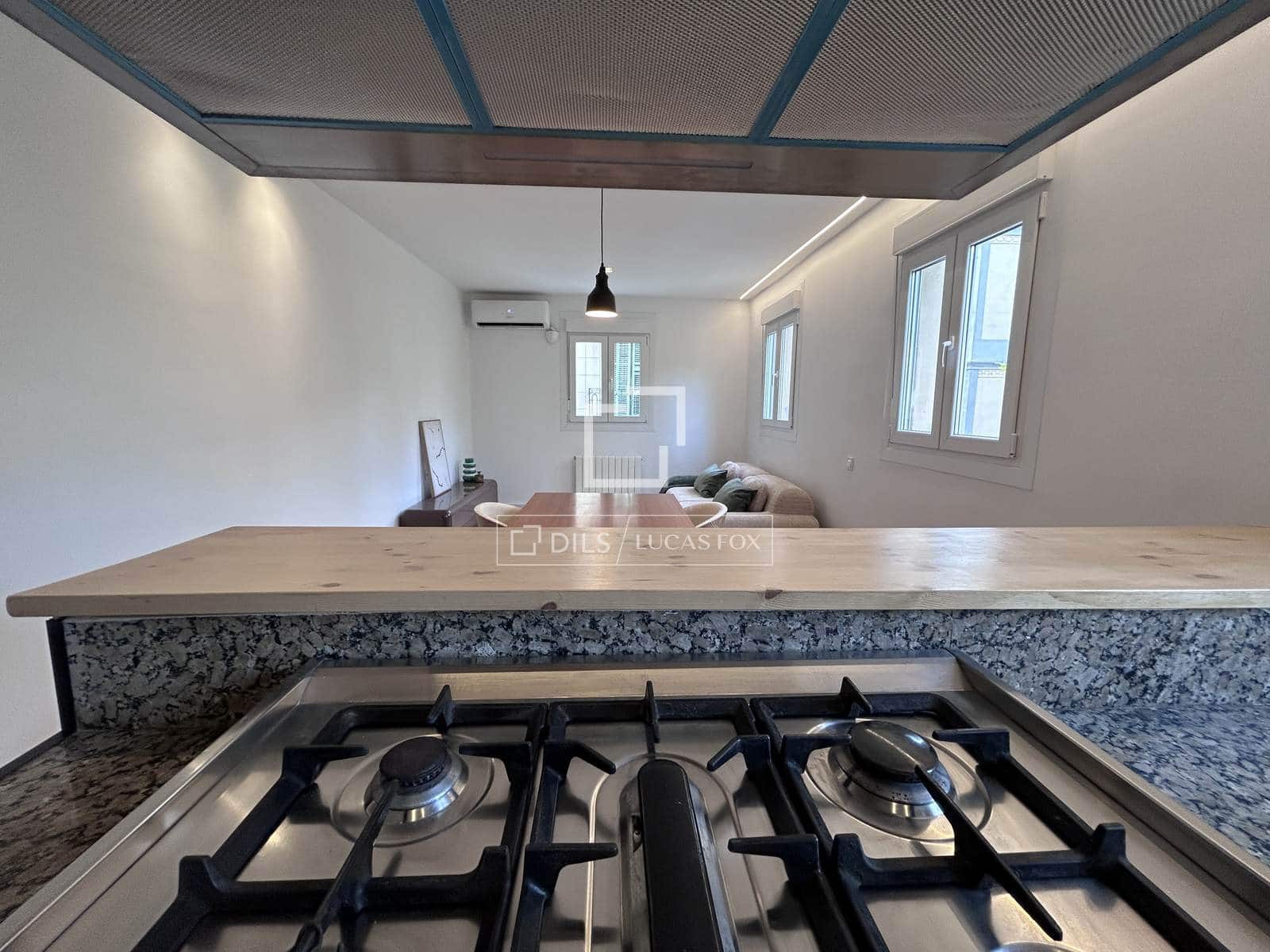 2 bedroom Apartment for sale in Barcelona city - € 590,000 (Ref: 9850457)