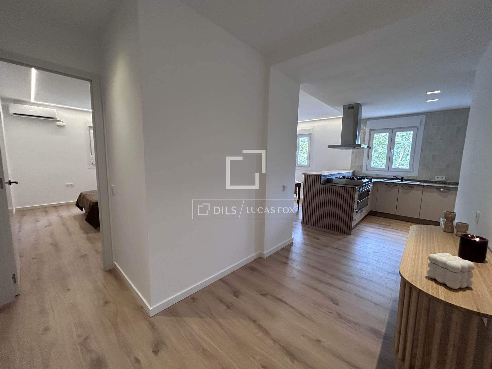 2 bedroom Apartment for sale in Barcelona city - € 590,000 (Ref: 9850457)