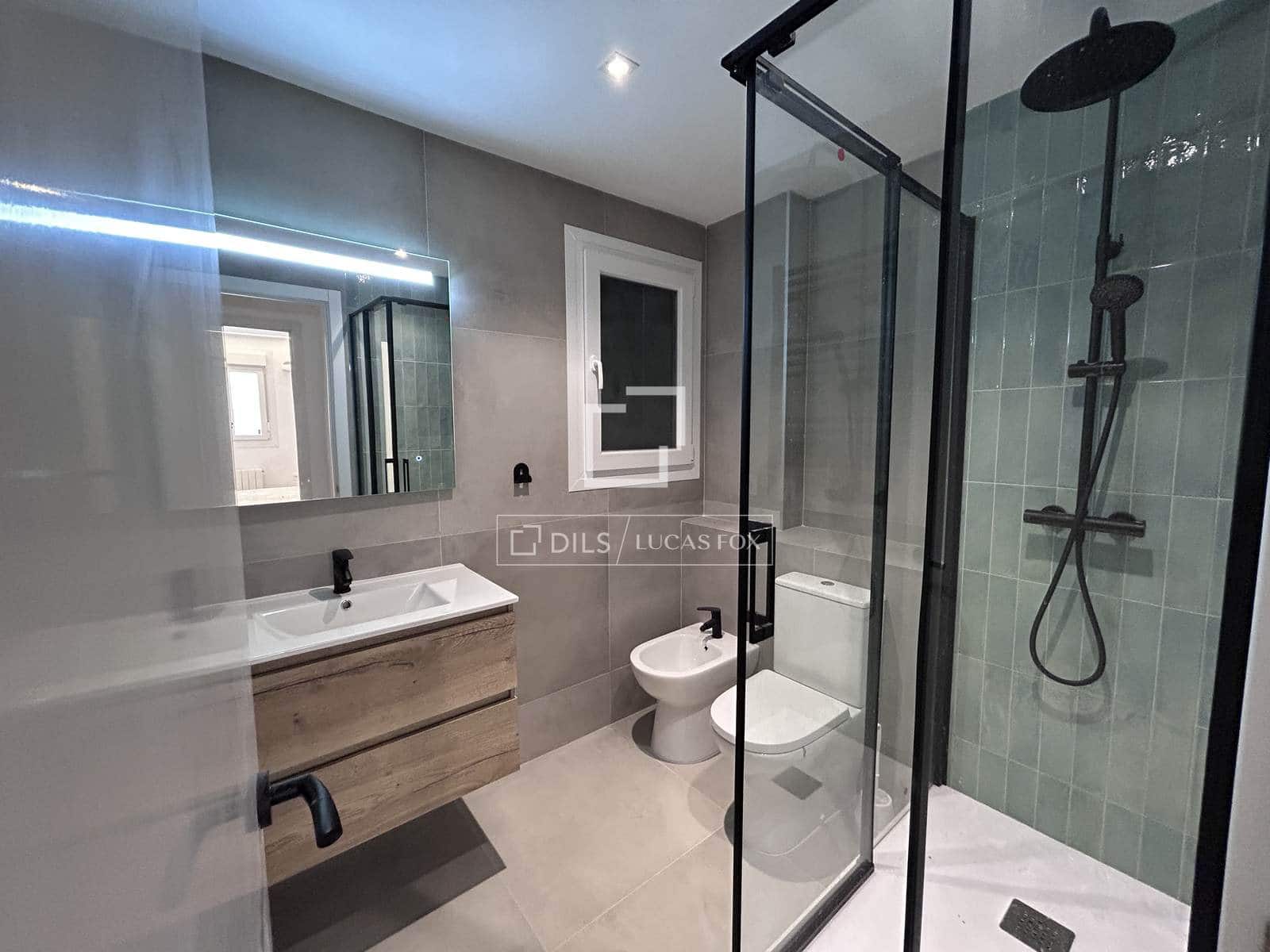 2 bedroom Apartment for sale in Barcelona city - € 590,000 (Ref: 9850457)
