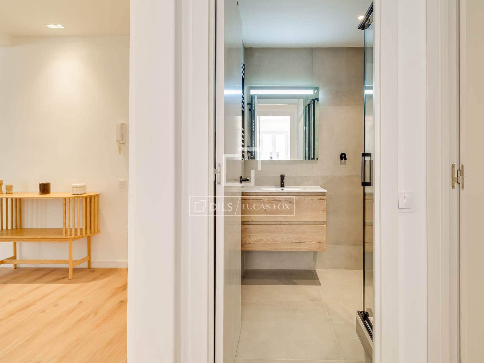 2 soveværelse Lejlighed til salg i Barcelona by - € 495.000 (Ref: 9850457)