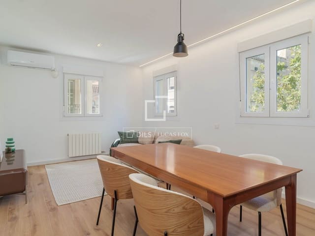 2 bedroom Apartment for sale in Barcelona city - € 549,000 (Ref: 9850457)