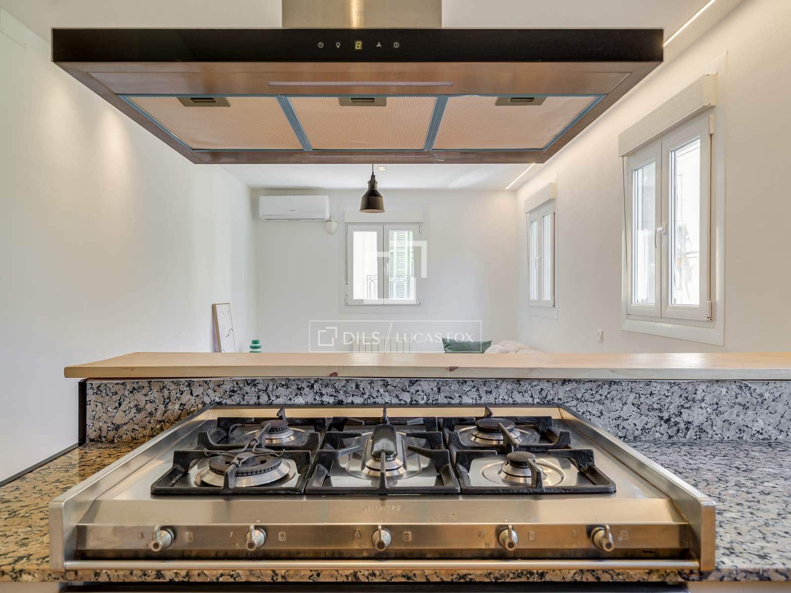 2 soveværelse Lejlighed til salg i Barcelona by - € 495.000 (Ref: 9850457)