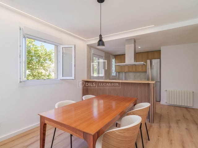 2 bedroom Apartment for sale in Barcelona city - € 549,000 (Ref: 9850457)